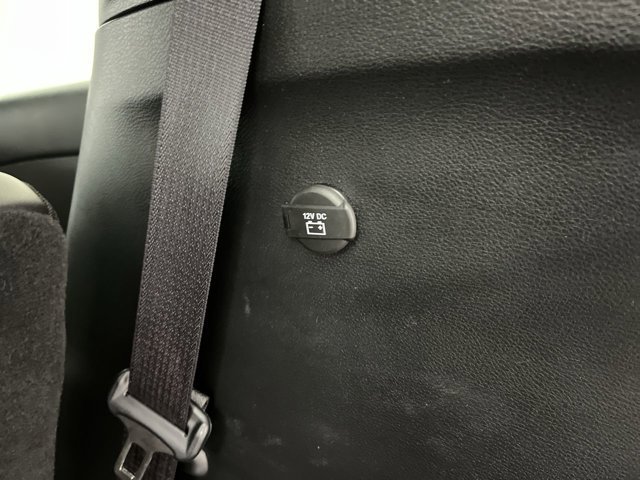 2025 Chrysler Pacifica Select - Photo 29