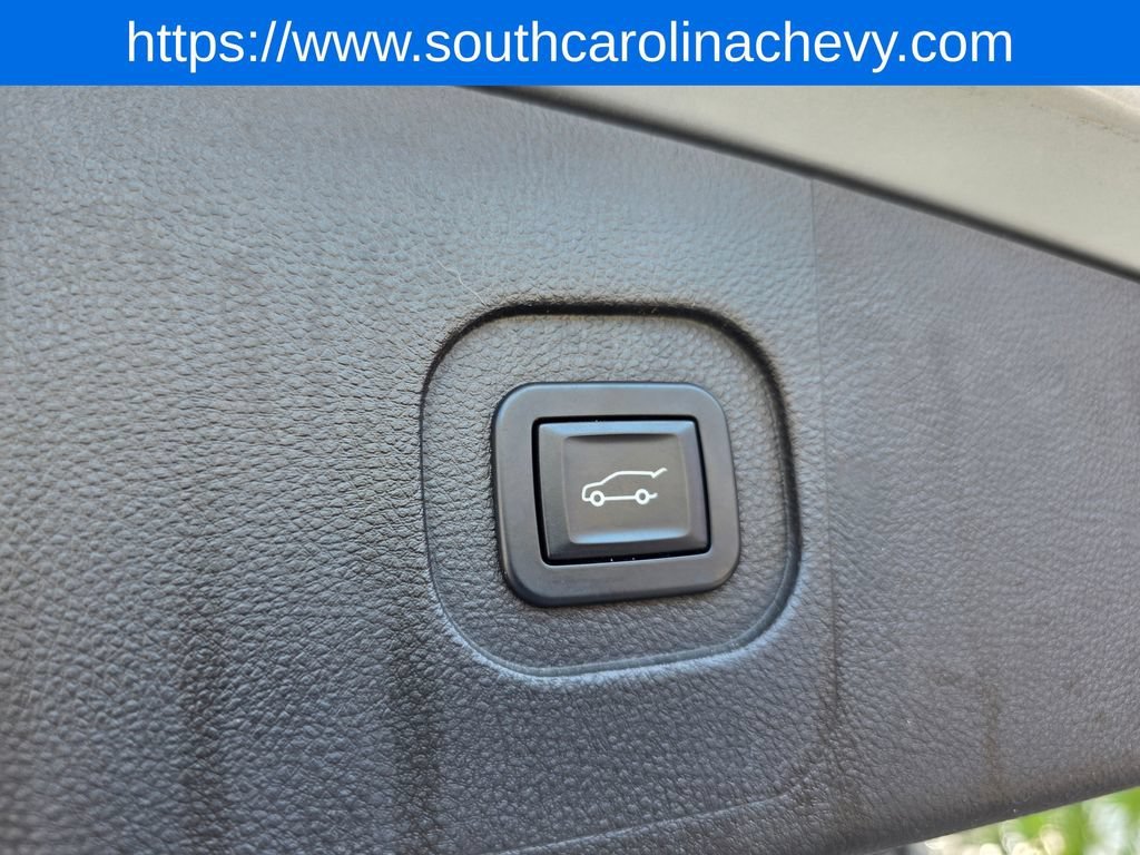 Used 2013 Quicksilver Metallic GMC Denali image 34