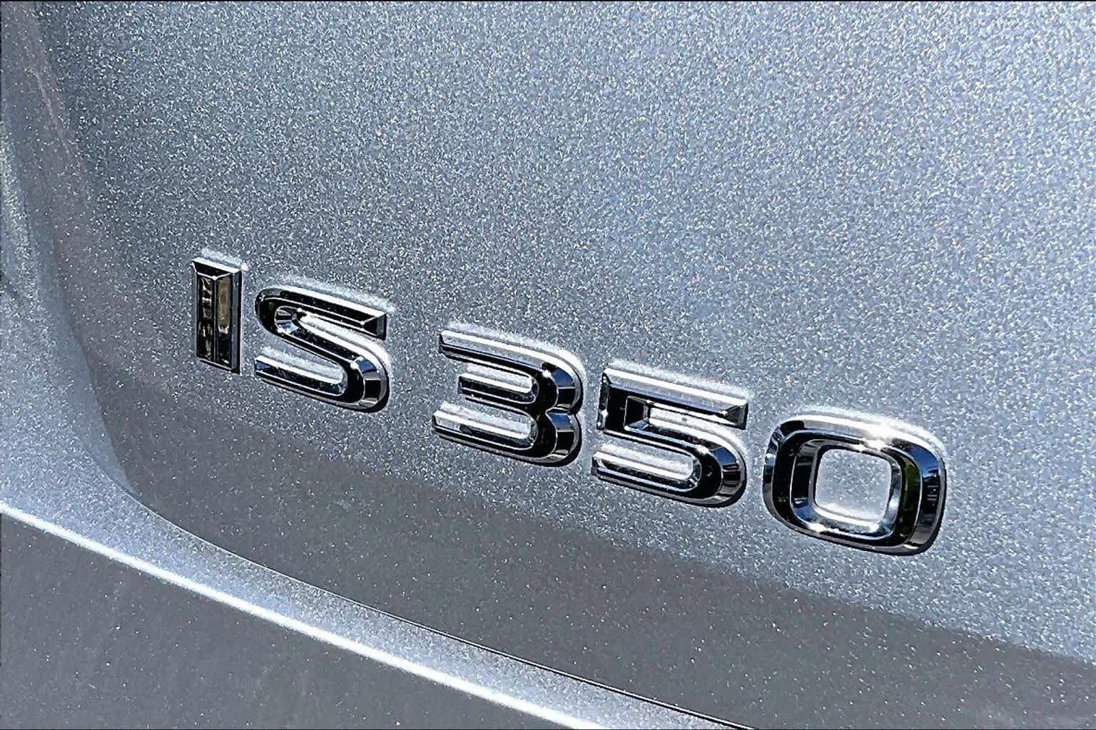 2023 Lexus IS 350 F SPORT - Photo 10
