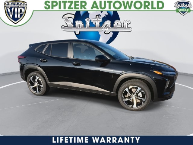 2026 Chevrolet Trax photo 3 of 41