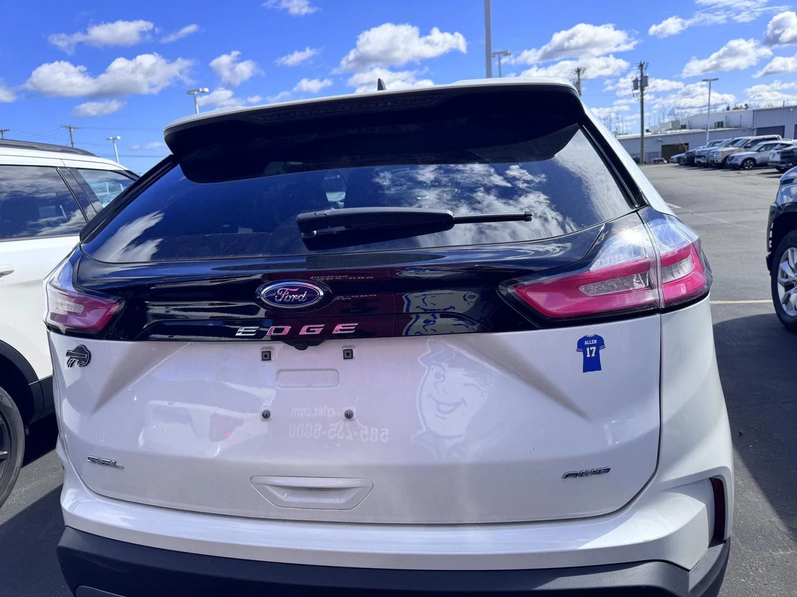 Used 2024 Star White Metallic Tri-Coat Ford SEL image 5