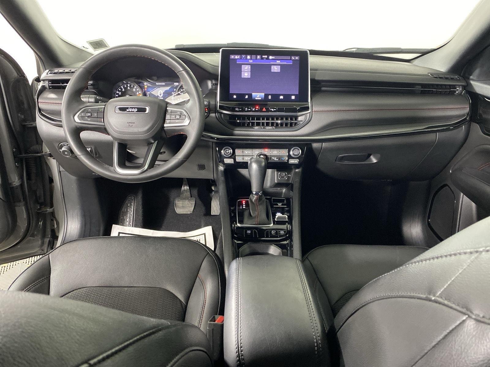 Used 2023 Sting-Gray Clearcoat Jeep Trailhawk image 19