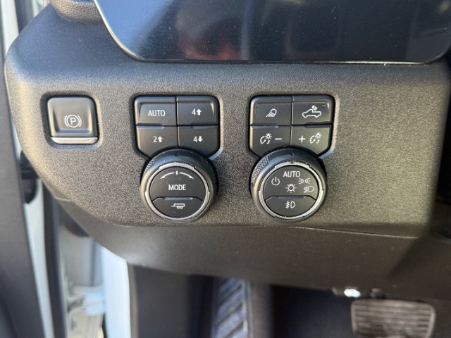 Used 2024 Summit White Chevrolet LTZ image 22