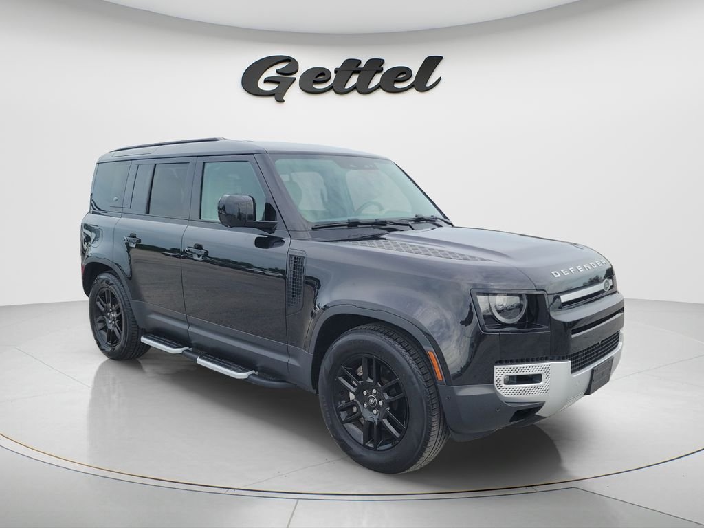 Used 2024 Black Land Rover S image 3