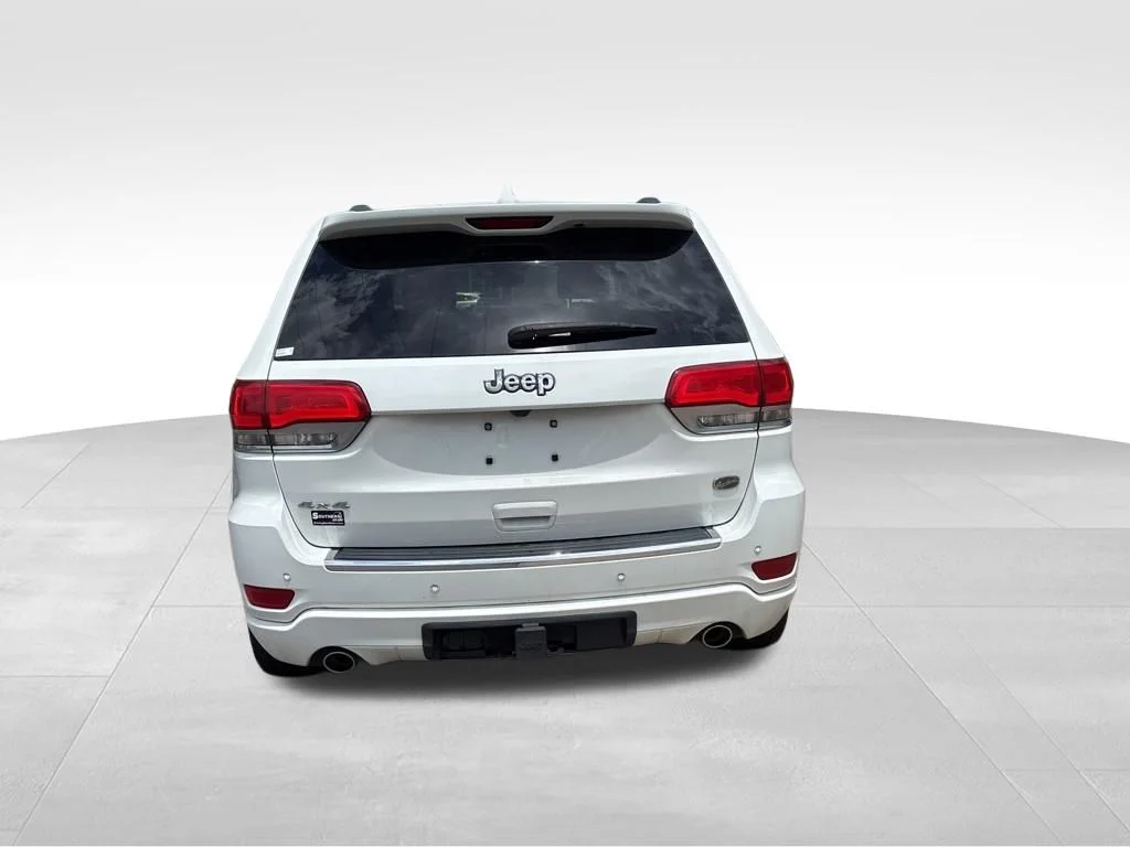 Used 2018 White Jeep Overland image 4