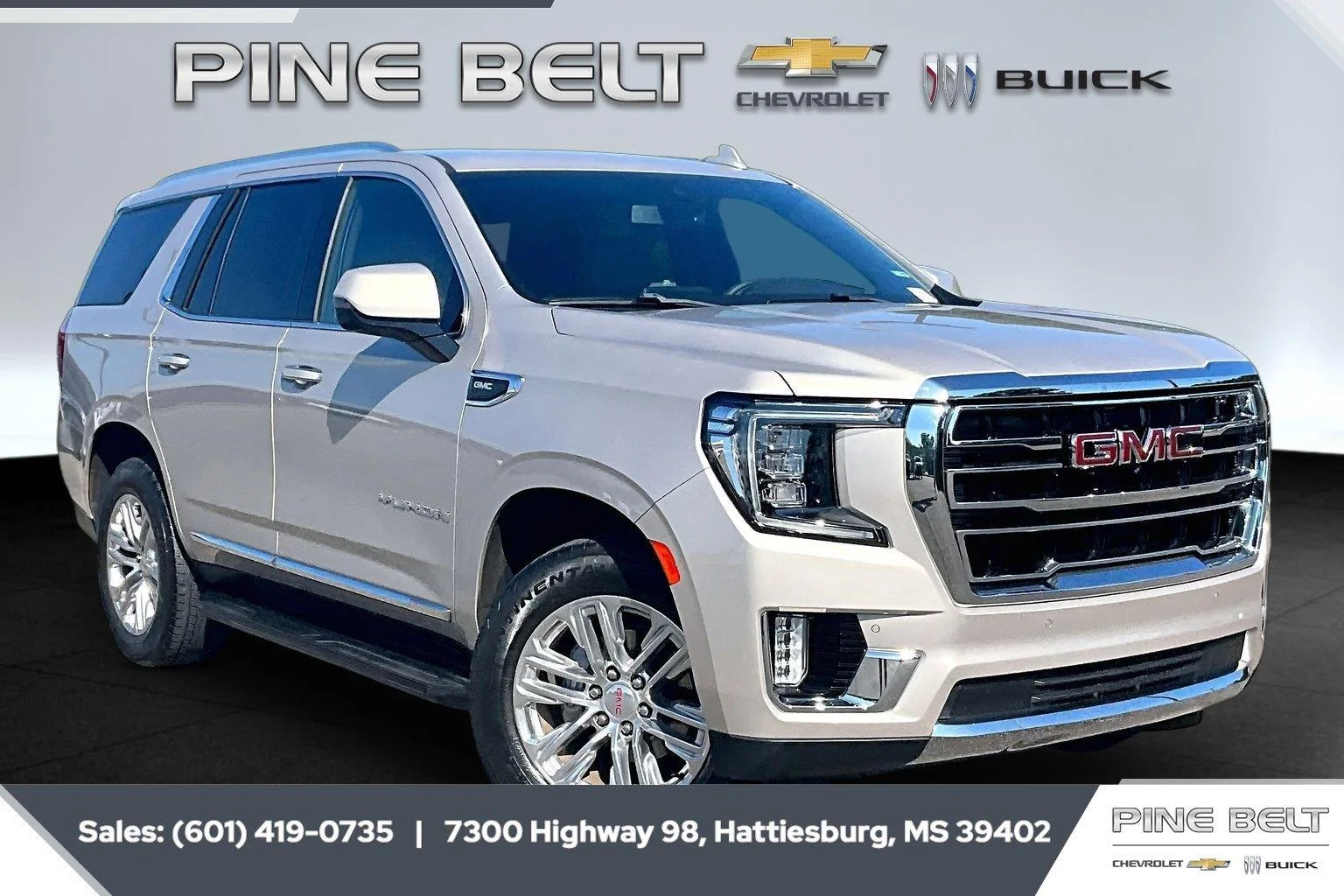 Used 2022 Pearl Beige Metallic GMC SLT image 1