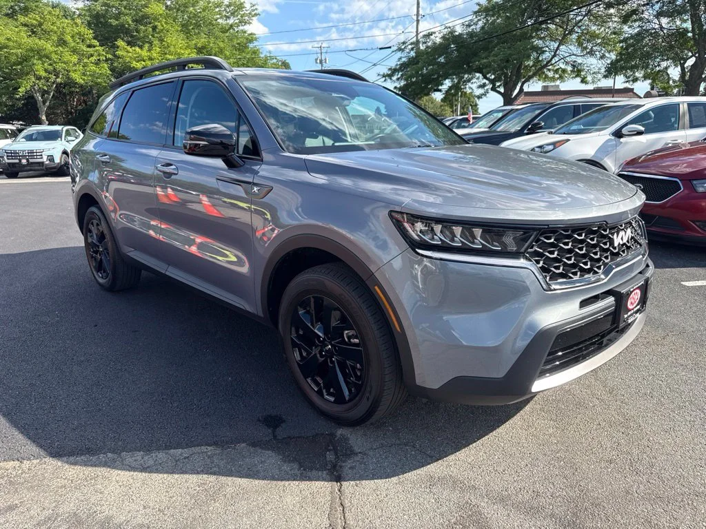 Used 2023 Silver Kia X-Line S image 3