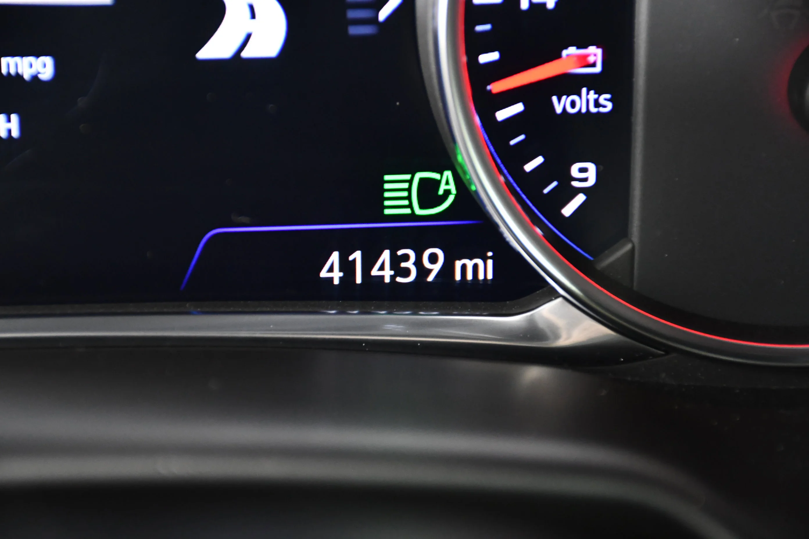Used 2024 Black Chevrolet Premier image 17