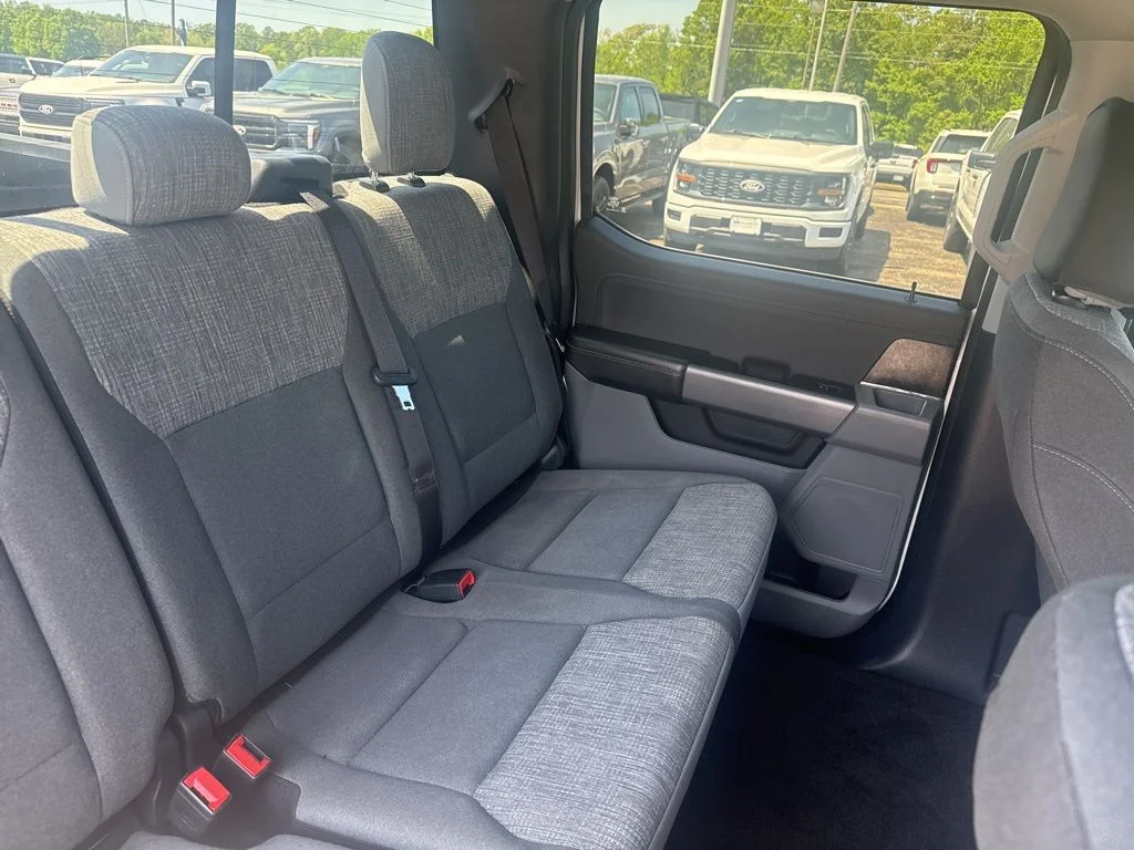 2022 Ford F-150 XLT - Photo 13