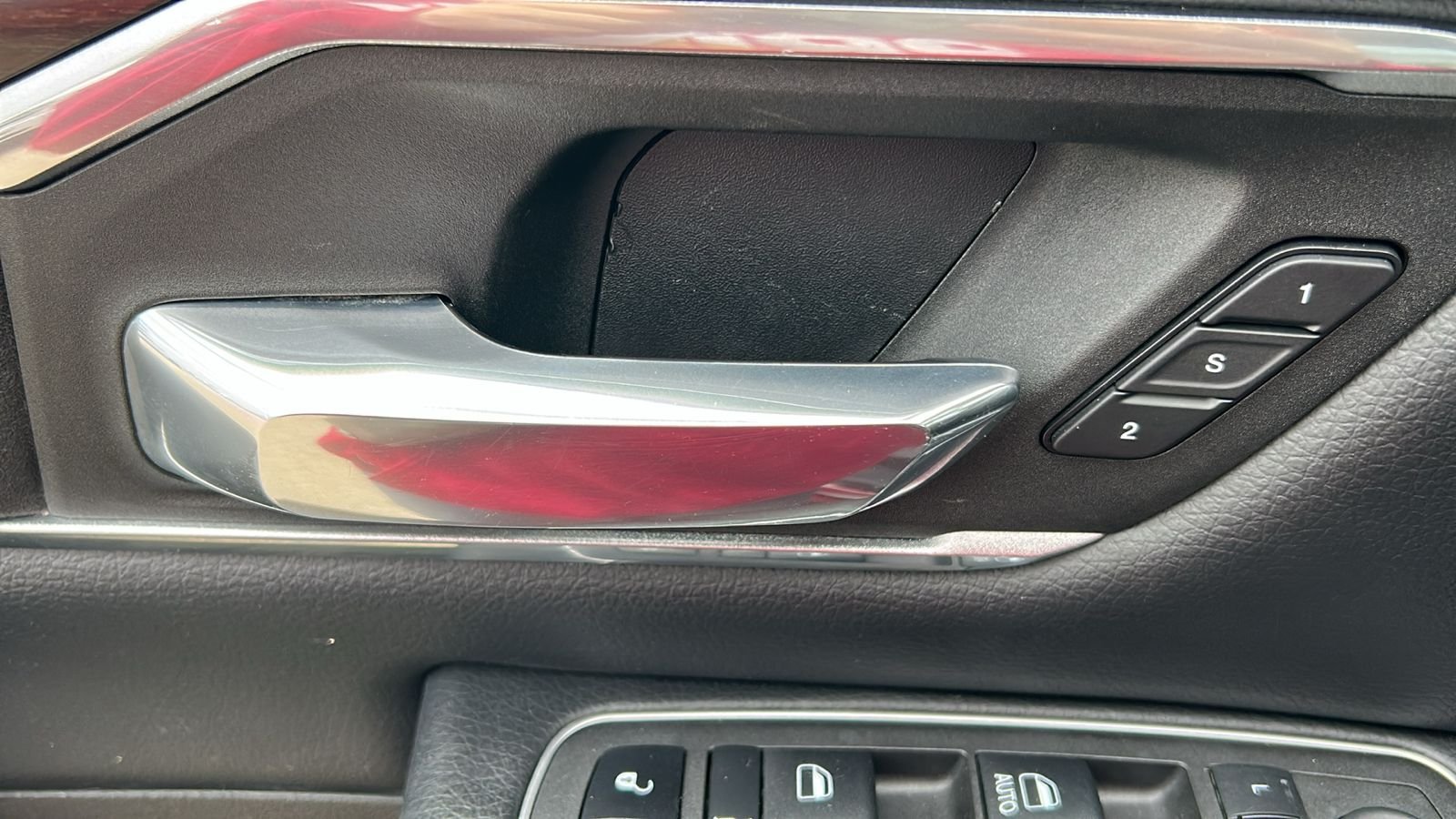 Used 2022 Red Ram Laramie image 16