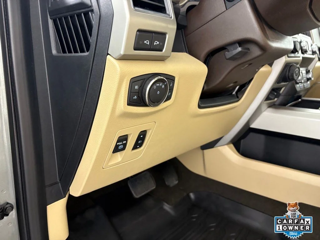 Used 2019 Green Ford Lariat image 14