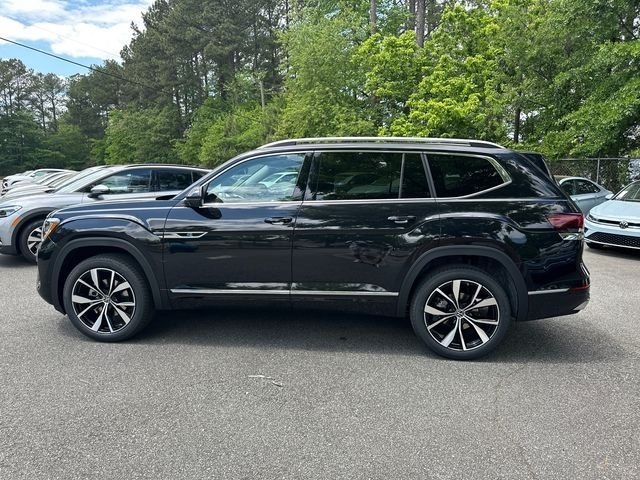New 2026 Deep Black Pearl Volkswagen 2.0T SEL Premium R-Line image 8