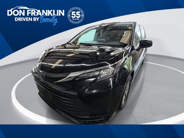 2024 Toyota Sienna LE