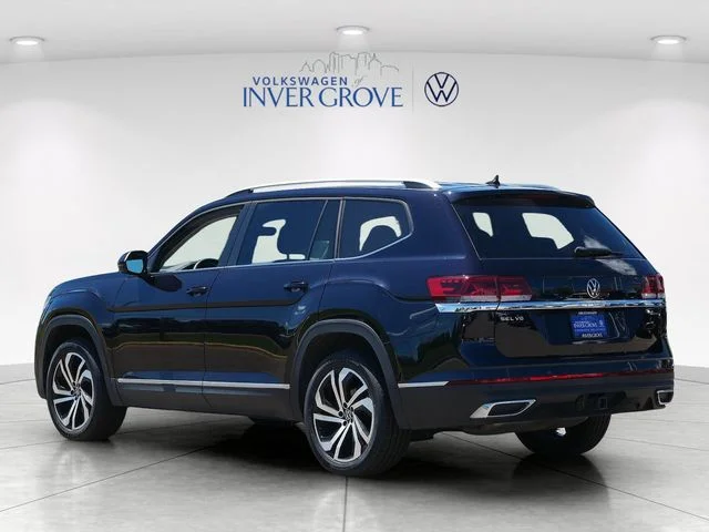 Certified Used 2023 Black Volkswagen SEL image 5