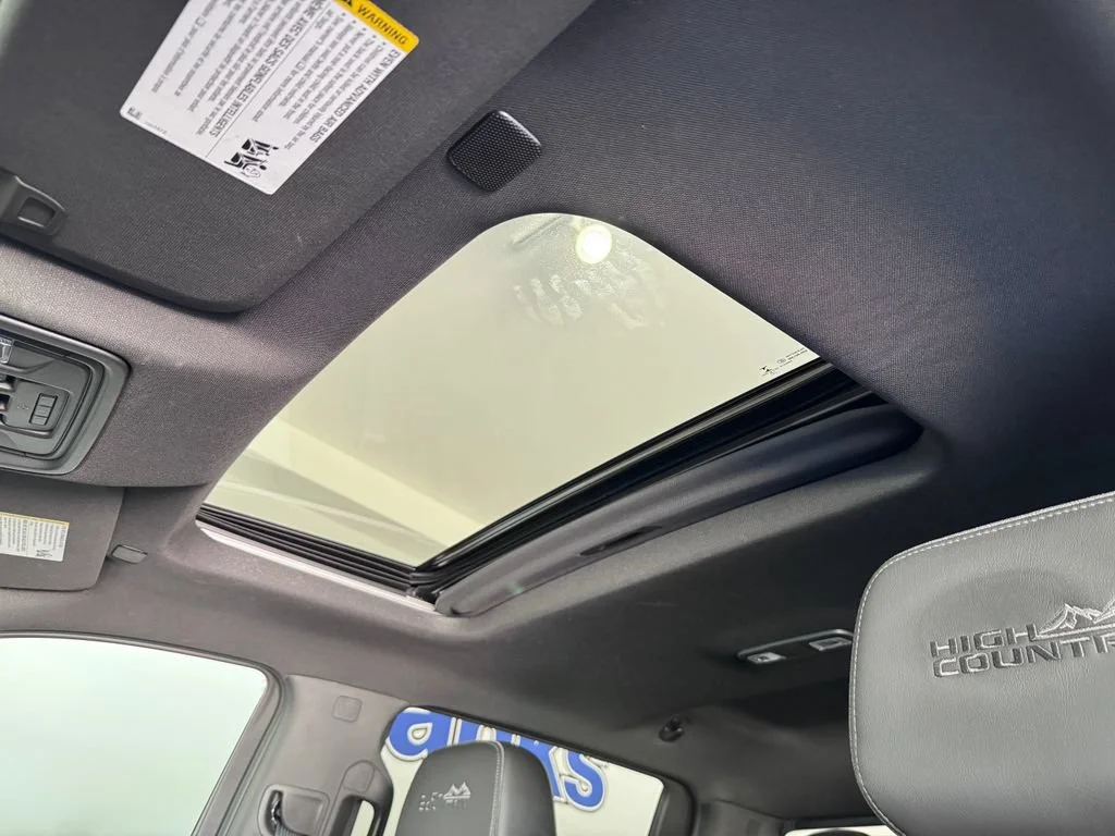 2020 Chevrolet Silverado 1500 High Country - Photo 23
