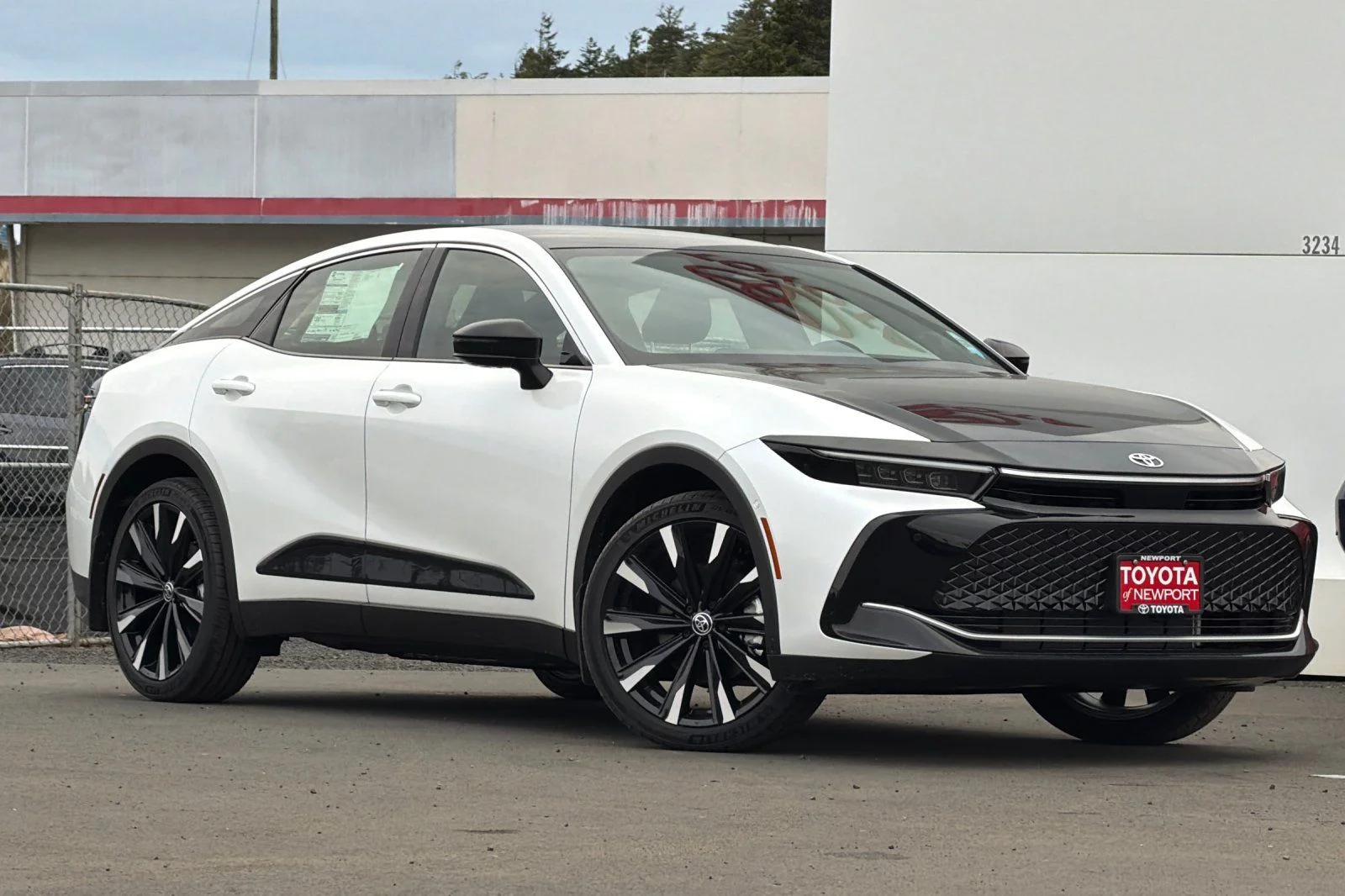 New 2026  Toyota Platinum image 2