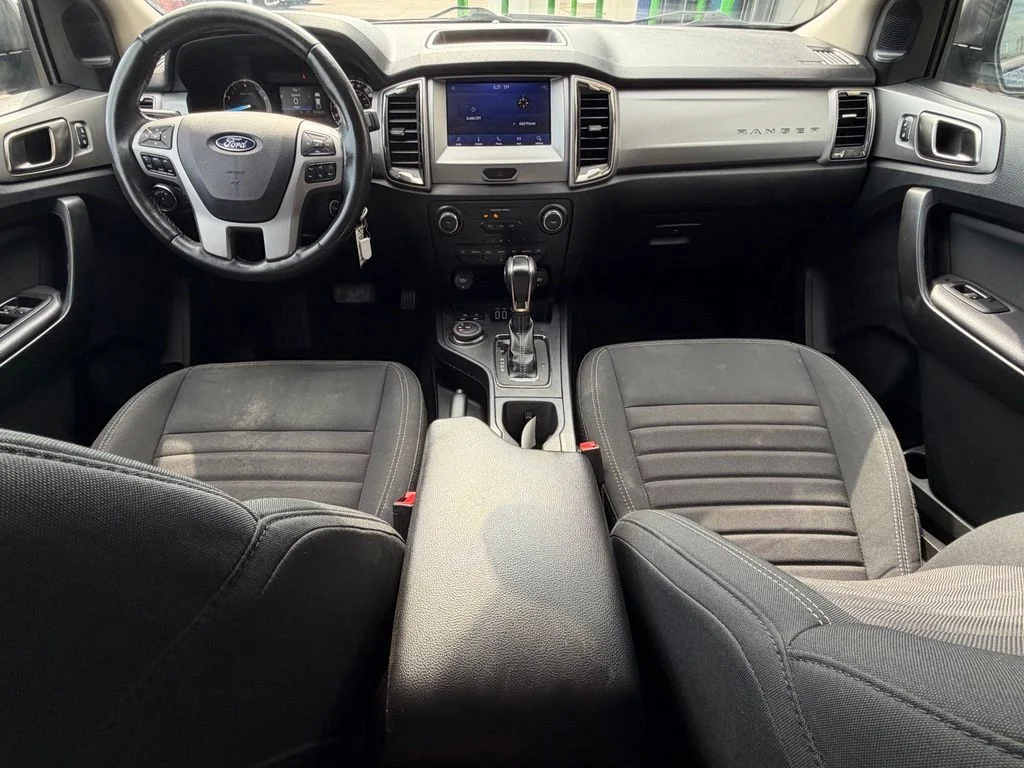 Used 2023 Black Ford XLT image 18