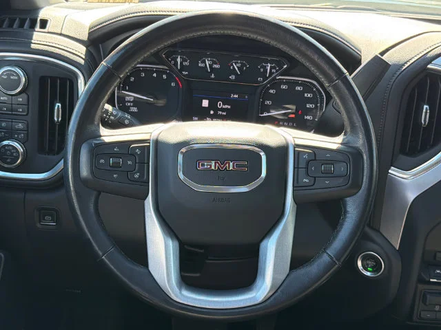 Used 2021 ONYX BLACK GMC SLT image 23