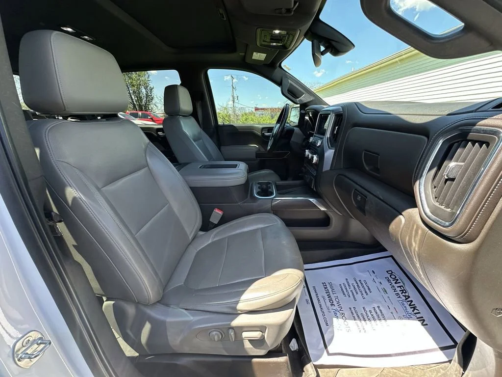 Used 2019 SUMMIT WHITE GMC SLT image 17