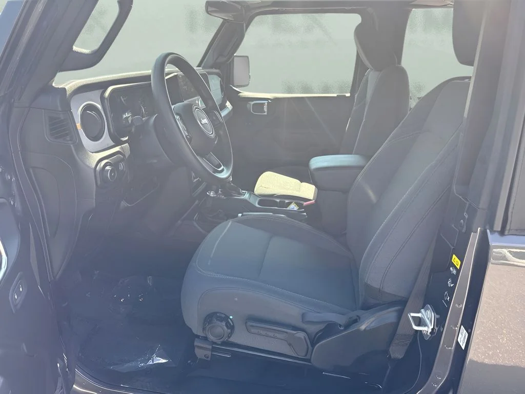 Used 2025 Gray Jeep Sport image 5