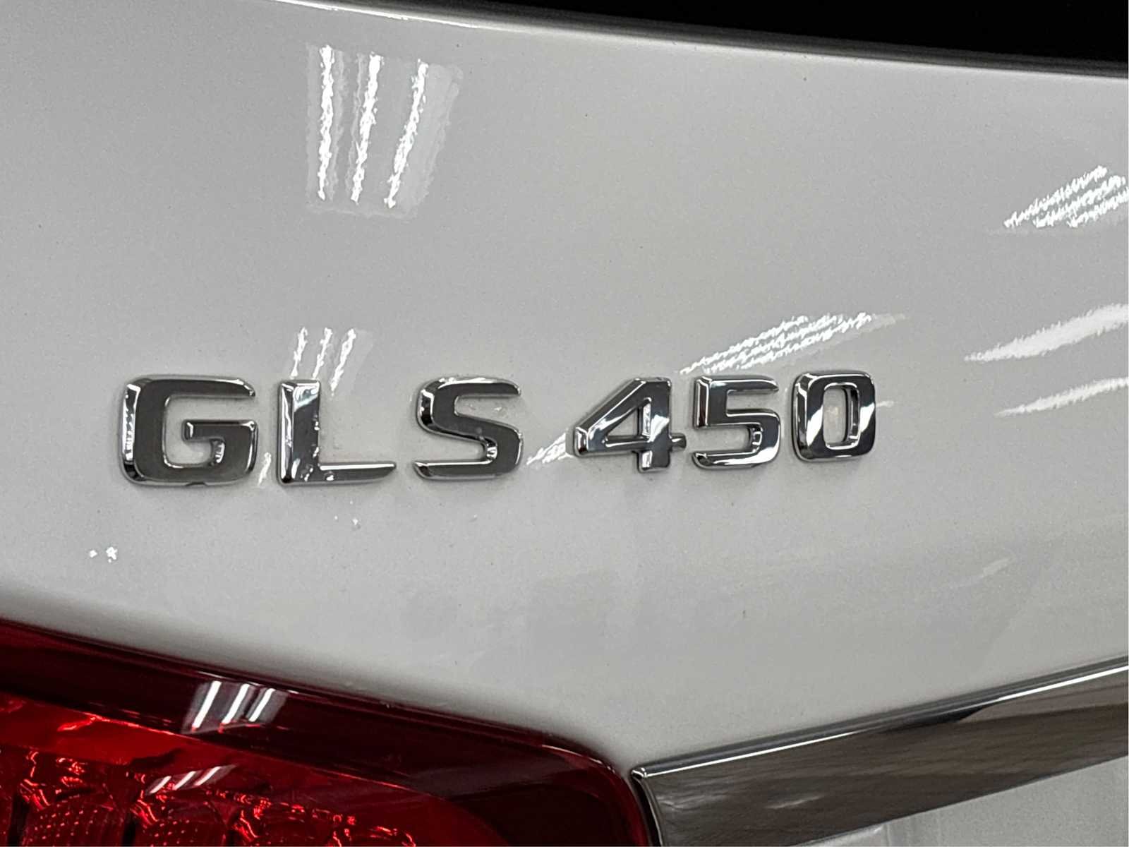 Used 2019 Polar White Mercedes-Benz GLS 450 image 18