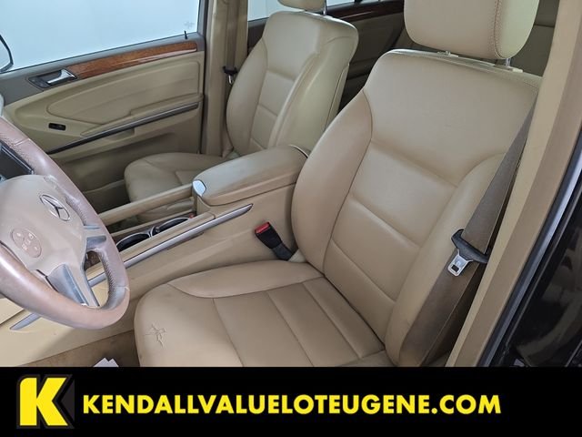 Used 2009 Black Mercedes-Benz ML 350 image 4