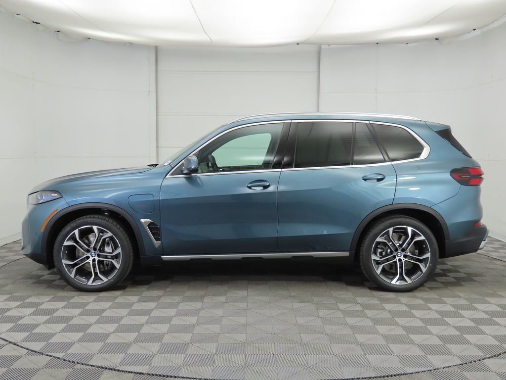 Used 2026 Blue BMW xDrive50e image 9