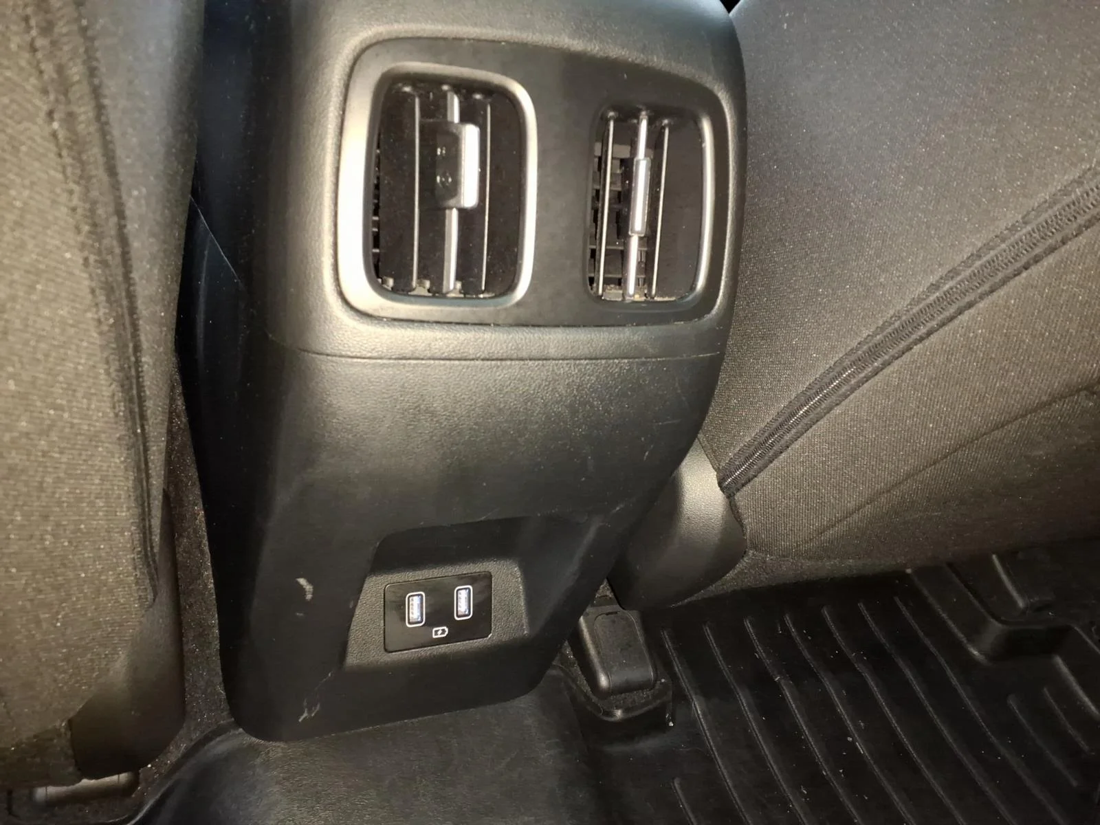 Used 2022 Quartz White Hyundai SEL Convenience image 4