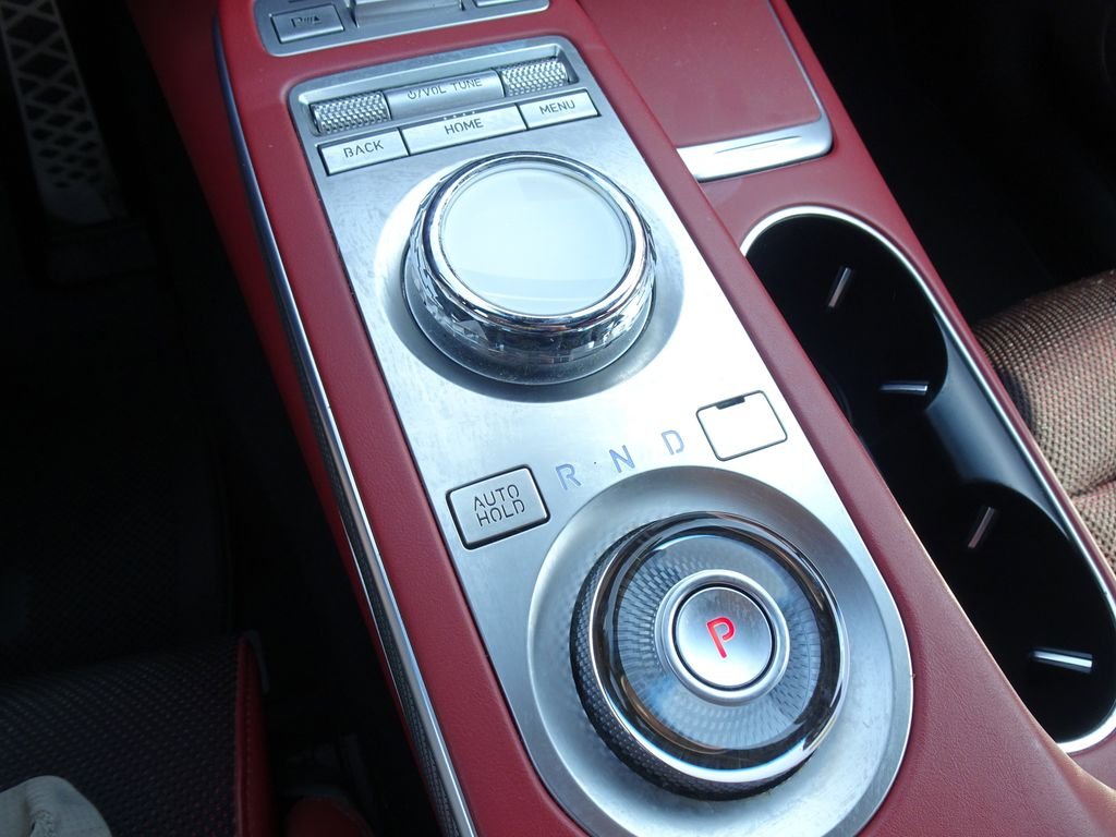 Used 2022 White Genesis 3.5T Sport image 18