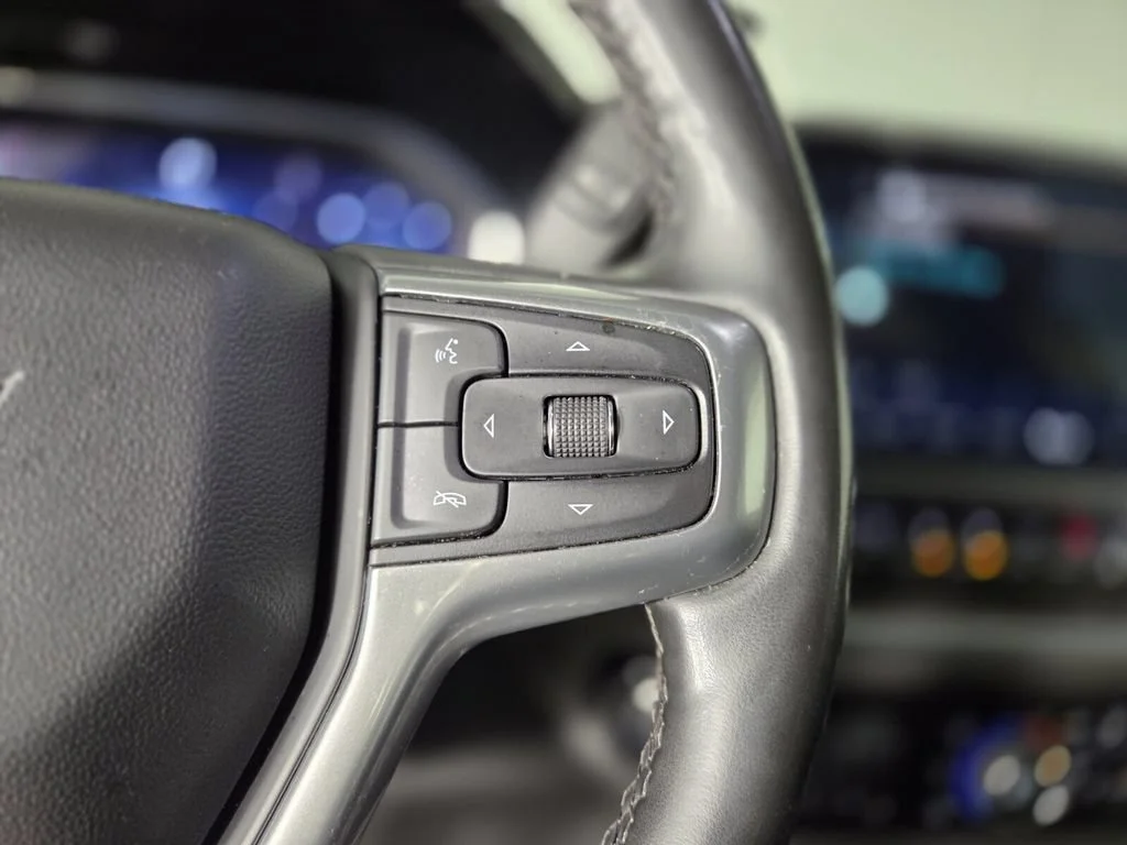 Used 2025 Black Chevrolet LTZ image 22