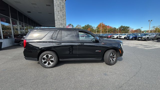 2025 GMC Yukon AT4 Ultimate - Photo 8