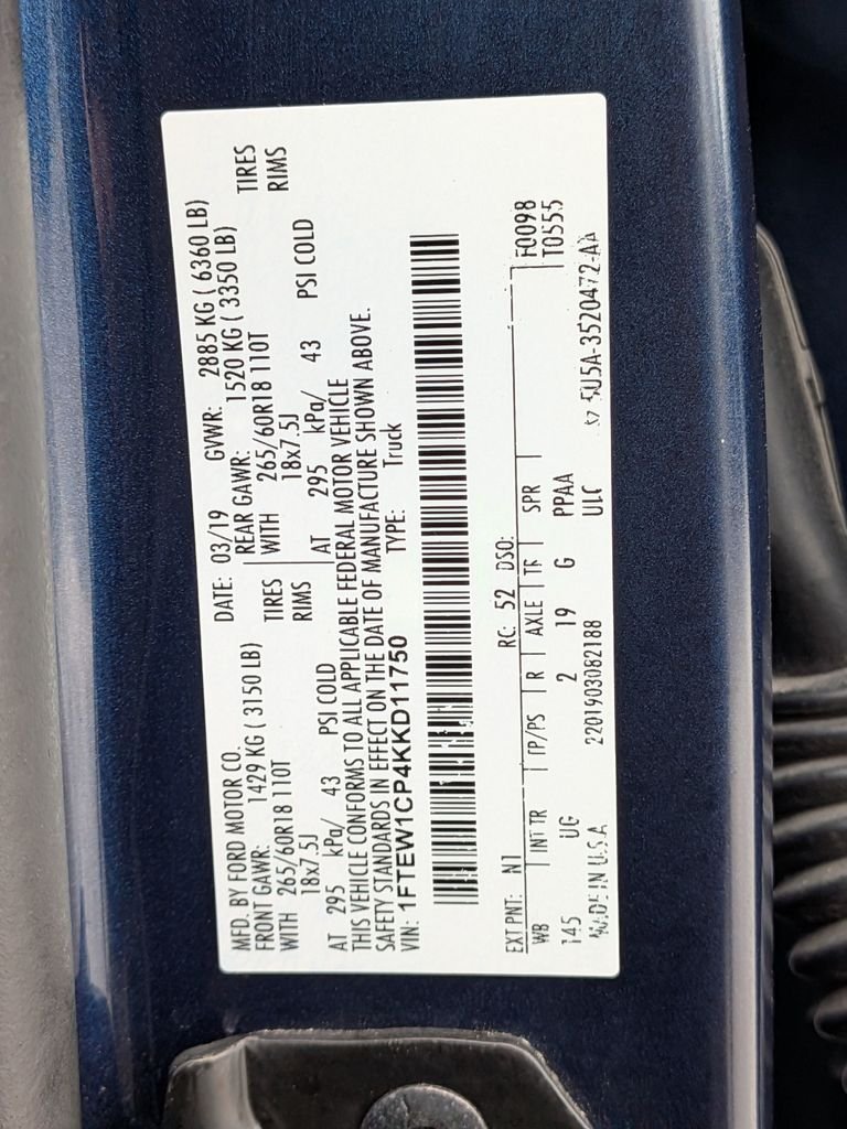 Used 2019 Blue Ford XLT image 26
