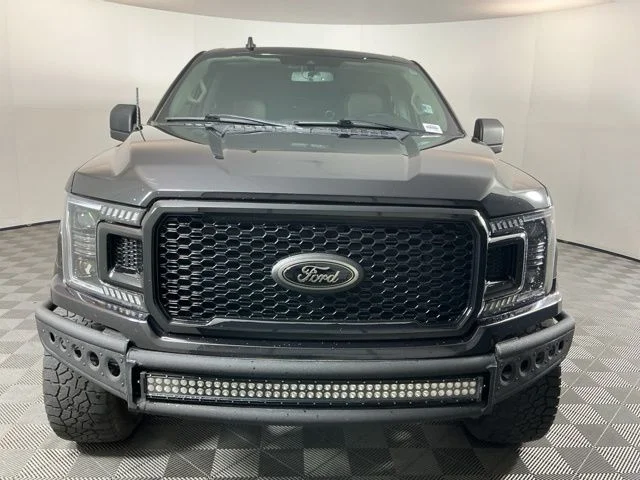 Used 2020 Agate Black Metallic Ford XLT image 2