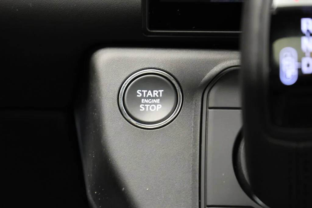 2026 Land Rover Defender X-Dynamic SE - Photo 24