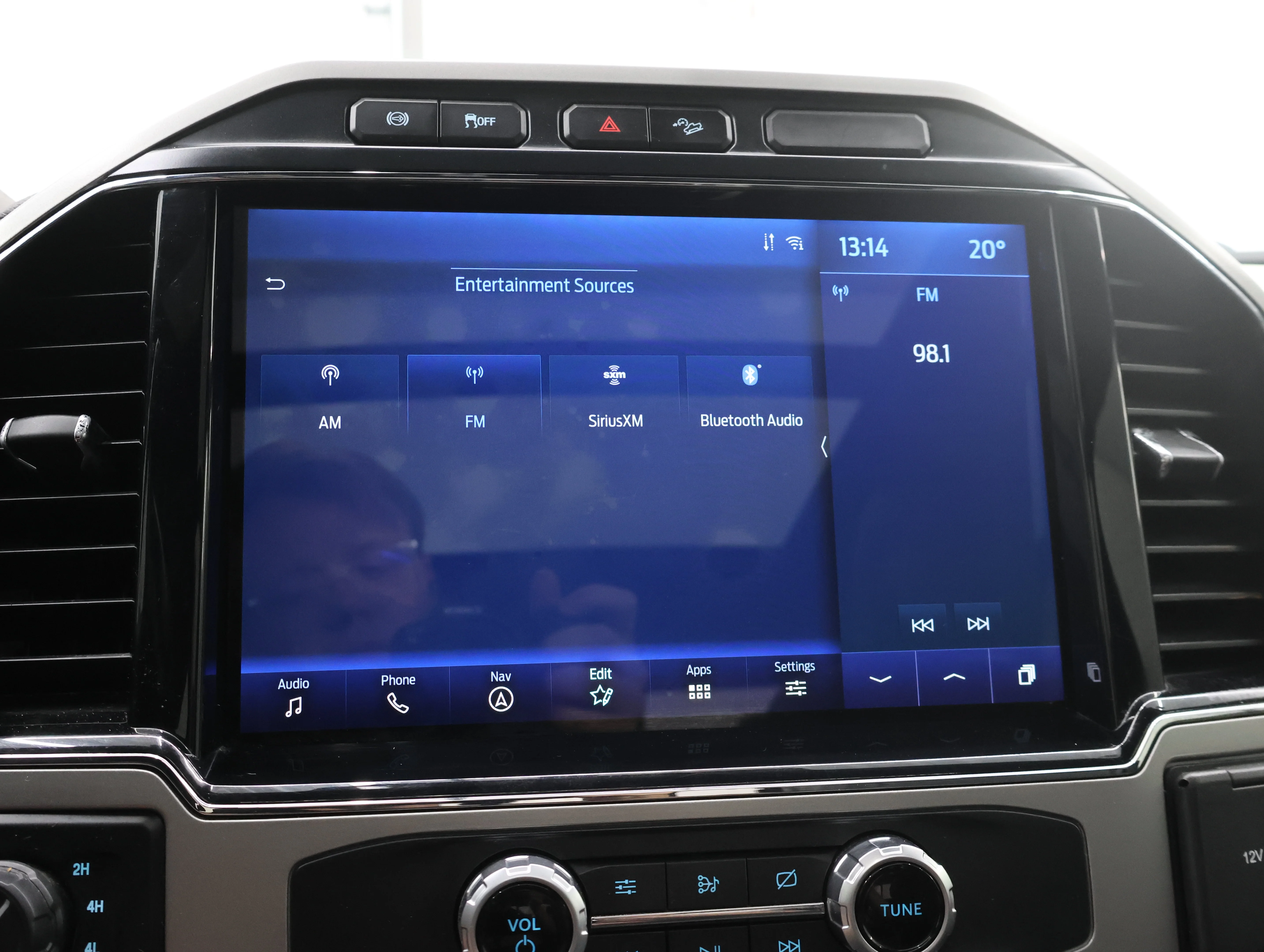 Used 2022 Agate Black Metallic Ford Lariat image 54