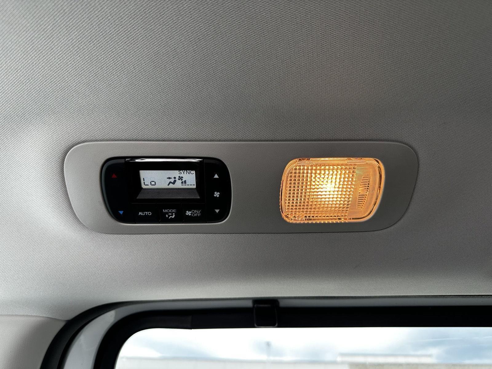 Used 2025 Platinum White Pearl Honda Touring image 25