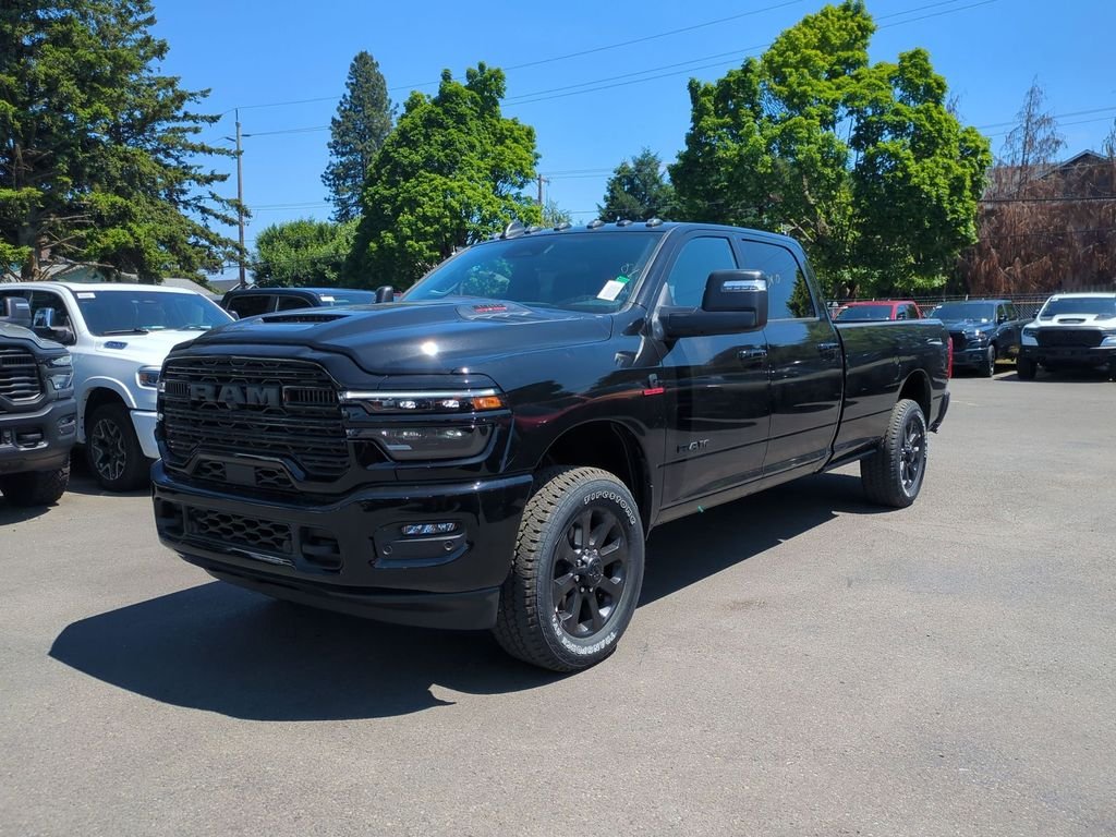New 2026 Diamond Black Crystal Pearl-Coat Exterior Paint RAM Laramie image 3