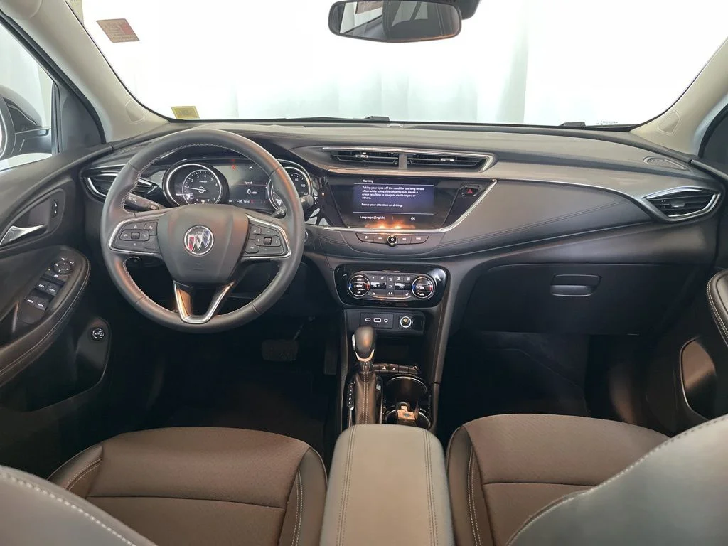 Used 2023 Black Buick Select image 9