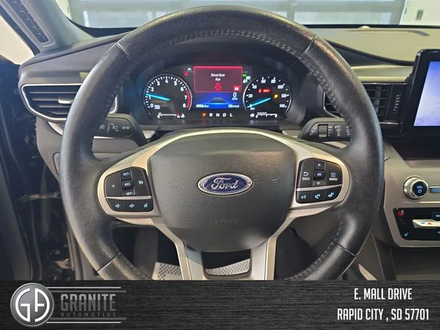 Used 2023 Black Ford XLT image 15