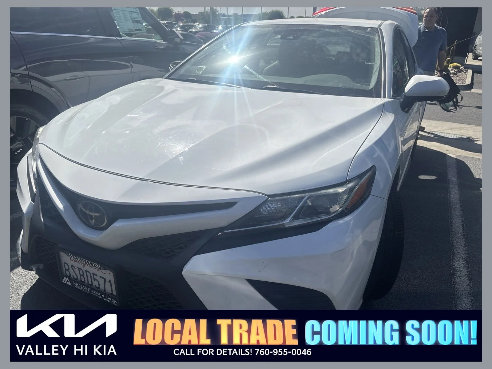 Used 2020 Super White Toyota SE image 1