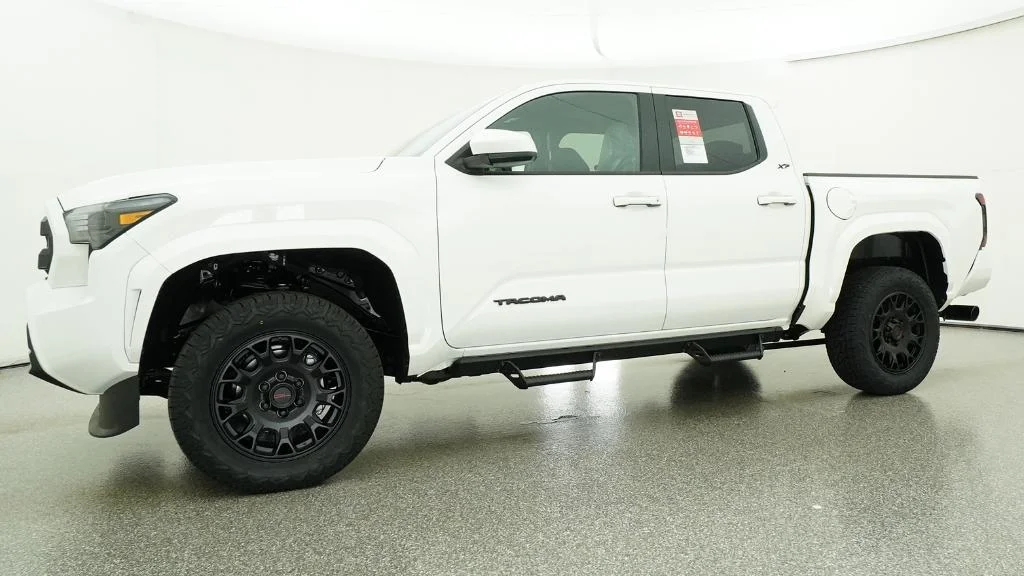 New 2026 Ice Cap Toyota SR5 image 22
