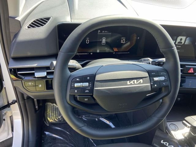 New 2026 Glacial White Pearl Kia LX image 13