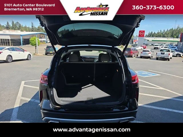 Used 2021 Black Obsidian INFINITI LUXE image 26