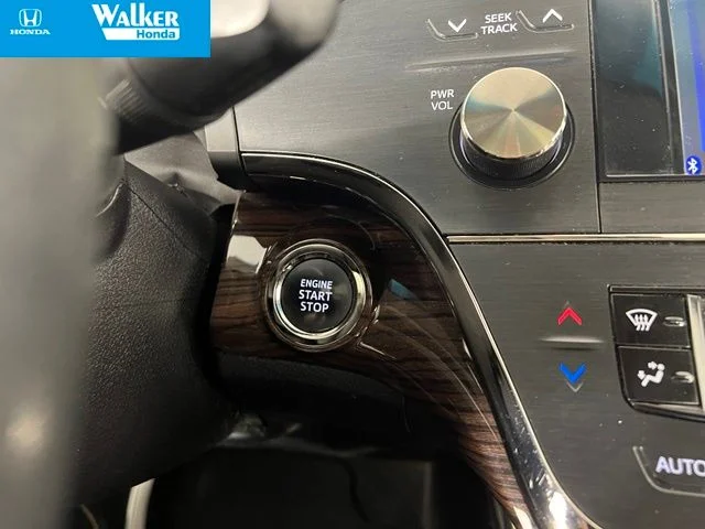 Used 2014 Black Toyota XLE Touring image 26