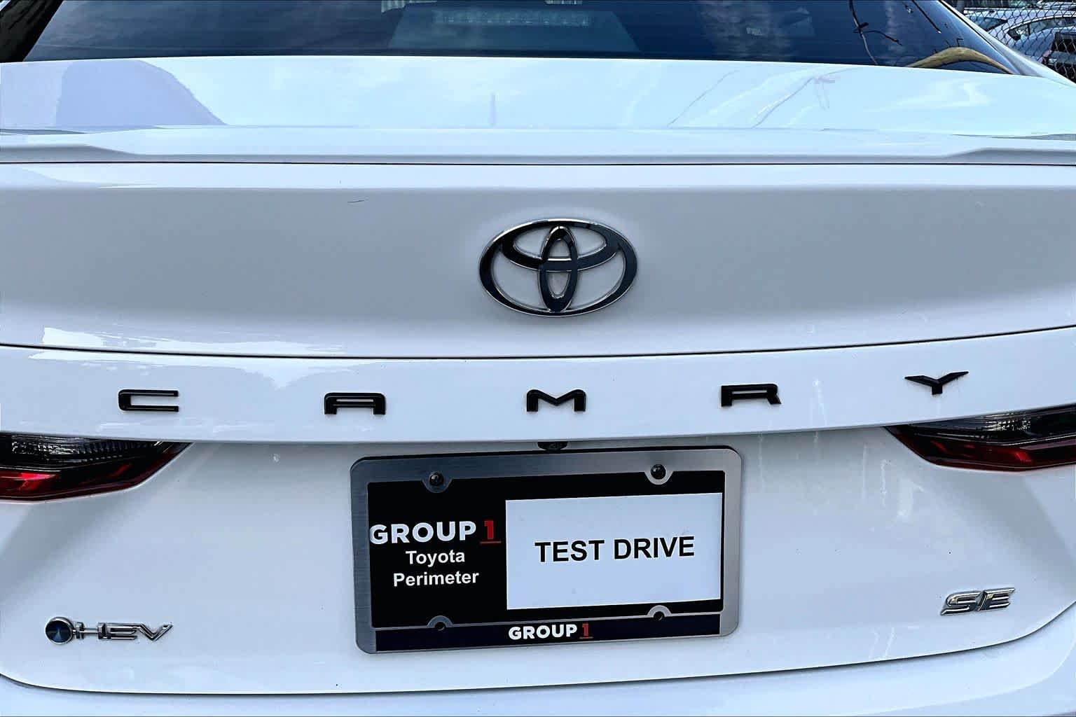 Certified Used 2025 Ice Cap Toyota SE image 31