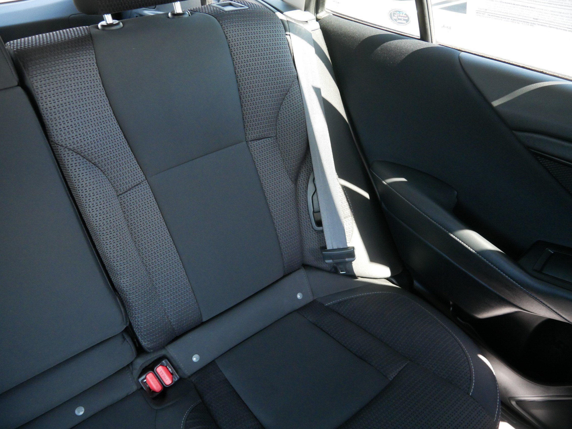 Used 2025 Ice Silver Metallic Subaru Premium image 14
