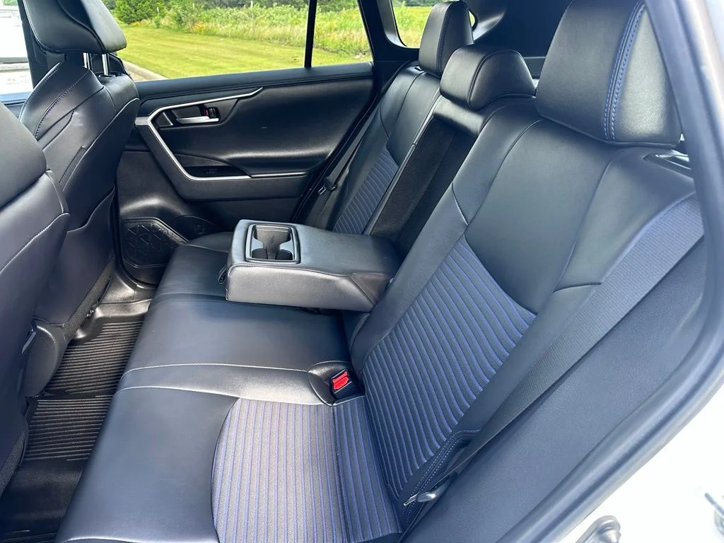 2024 Toyota RAV4 XSE - Photo 28