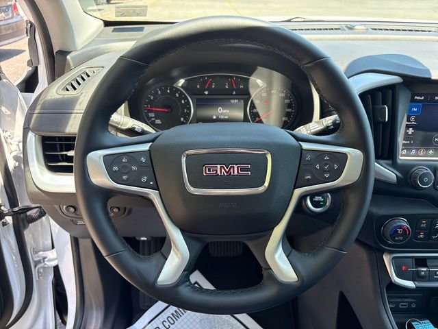 Used 2023 White GMC SLT image 17