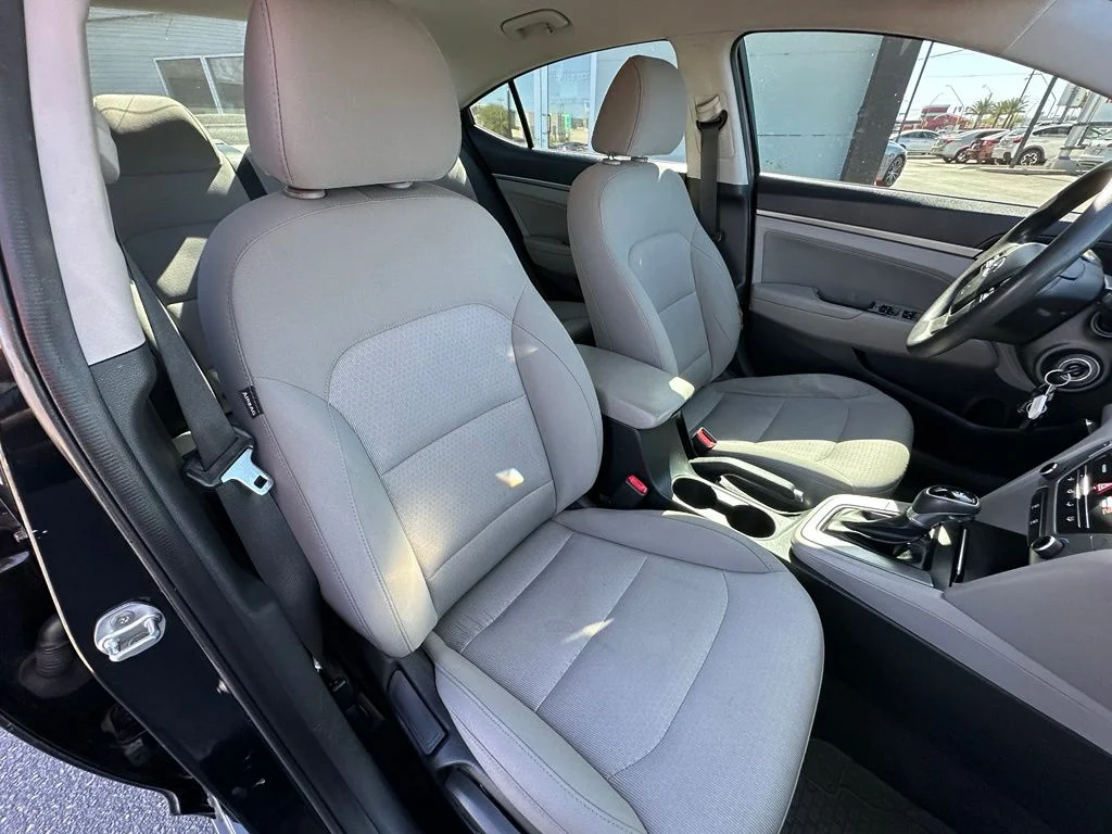 2018 Hyundai Elantra SEL - Photo 18