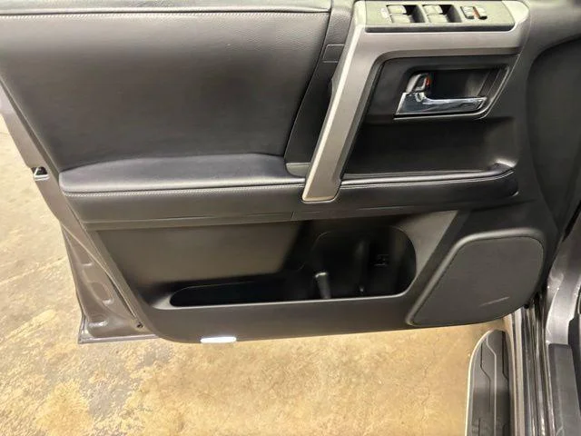 Used 2023 MAGNETIC GRAY MET. Toyota  image 18